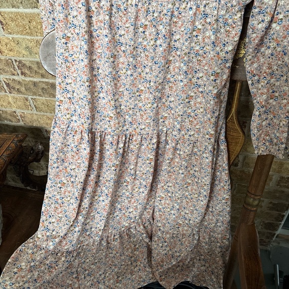 SHEIN Peach Floral Tiered Dress with Blue Accents - Picture 2 of 3